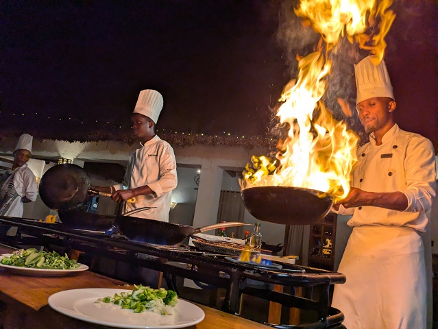 PXL 20251224 171228033